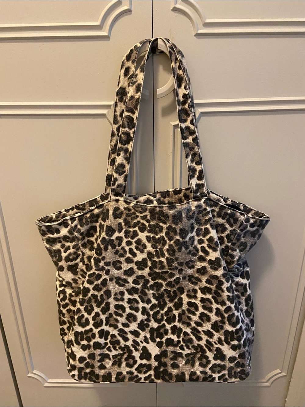 Mango Leopard-Print Fabric Shoper Bag in Black and Cream with Zipper